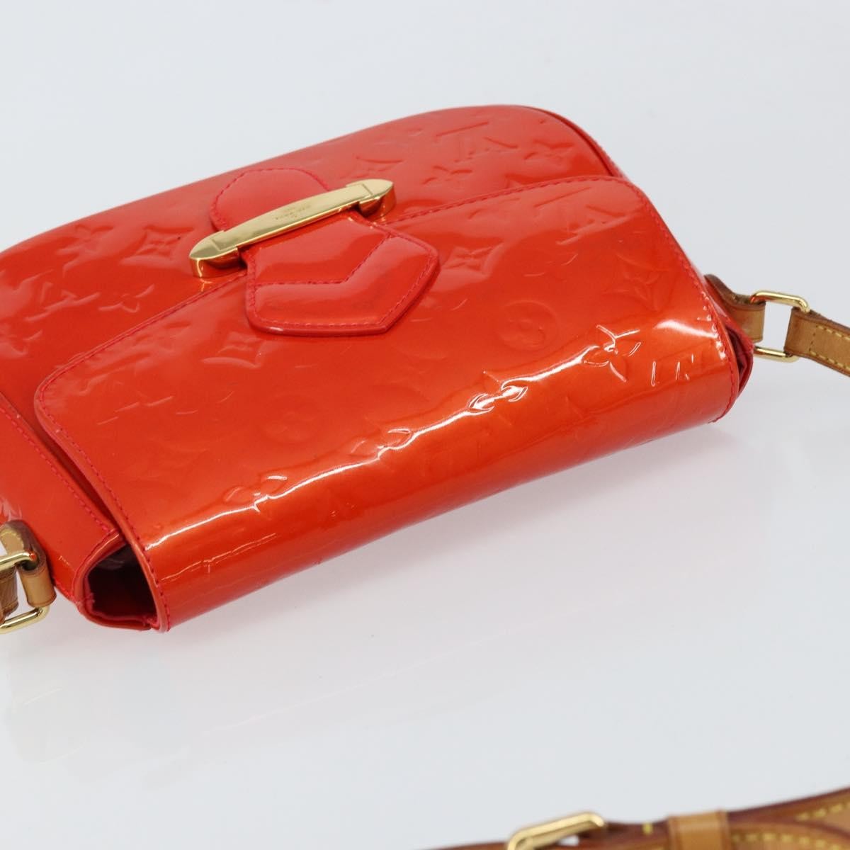 Louis Vuitton Bellflower Handbag Monogram Vernis Red Patent_Leather Shoulder Bag Bag (Pre-Owned)
