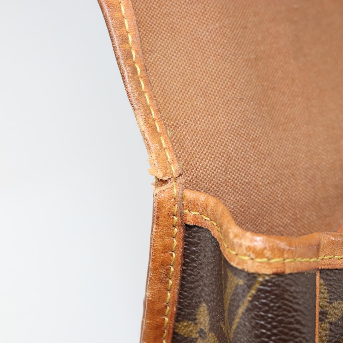 Louis Vuitton Sac Gibeciere Messenger Bag Monogram Canvas Brown Canvas Shoulder Bag Bag (Pre-Owned)