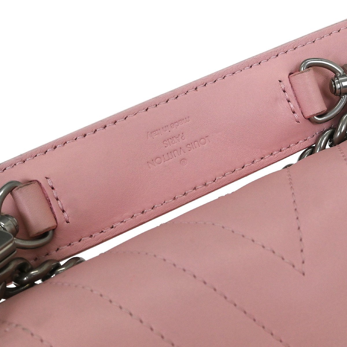 Louis Vuitton New Wave Chain Bag Quilted Leather Pink Leather Shoulder Bag Bag (Pre-Owned)