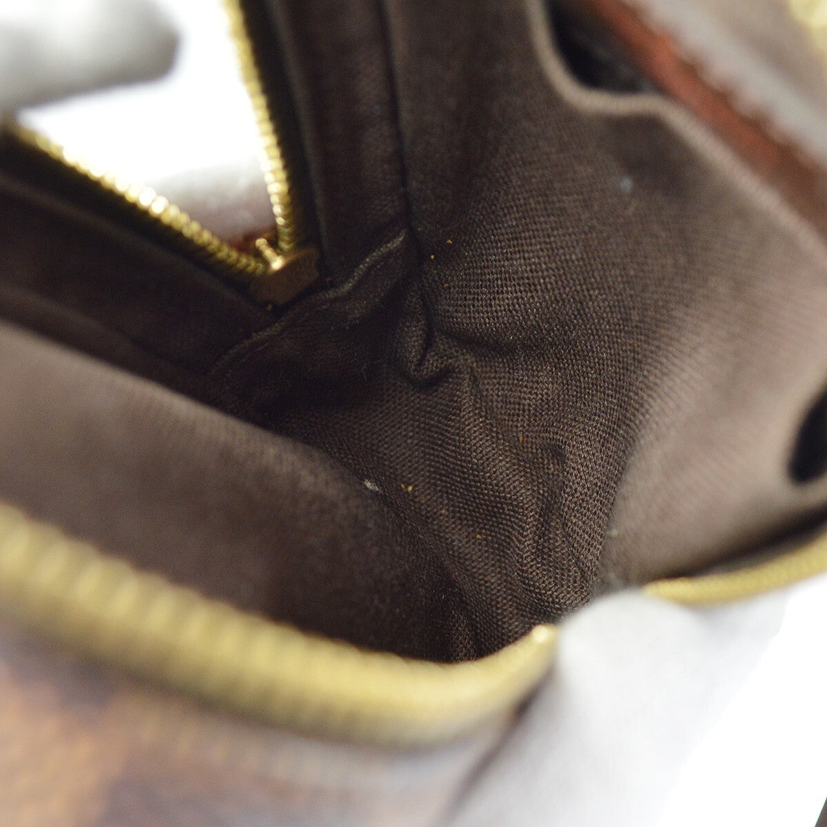 Louis Vuitton Etui Okapi Camera Case Damier Brown Canvas Shoulder Bag Bag (Pre-Owned)