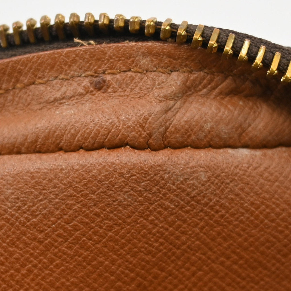 Louis Vuitton Amazone Bag Monogram Canvas Brown Canvas Shoulder Bag Bag (Pre-Owned)