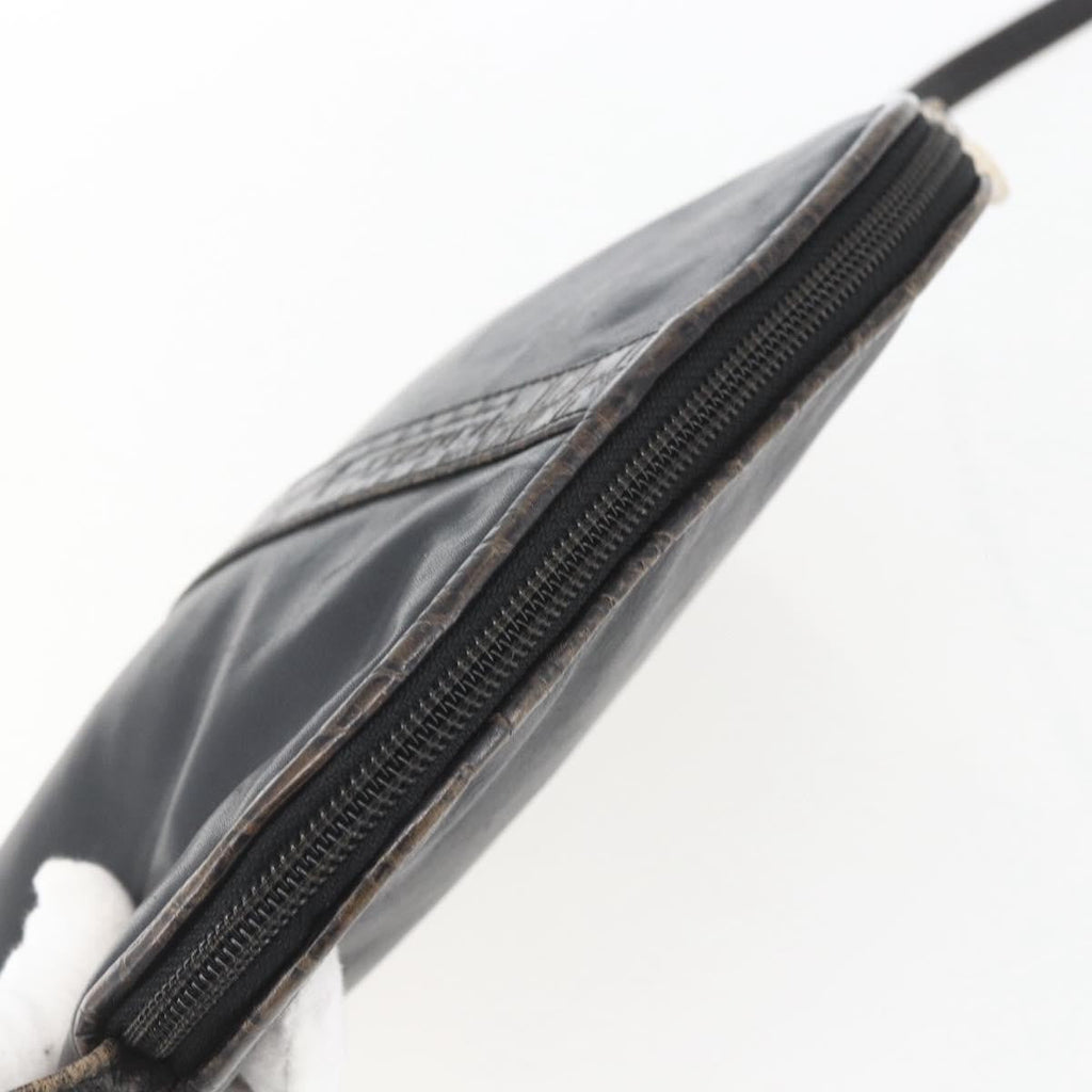 Fendi Vintage Shoulderbag Leather Black Leather Shoulder Bag Bag (Pre-Owned)