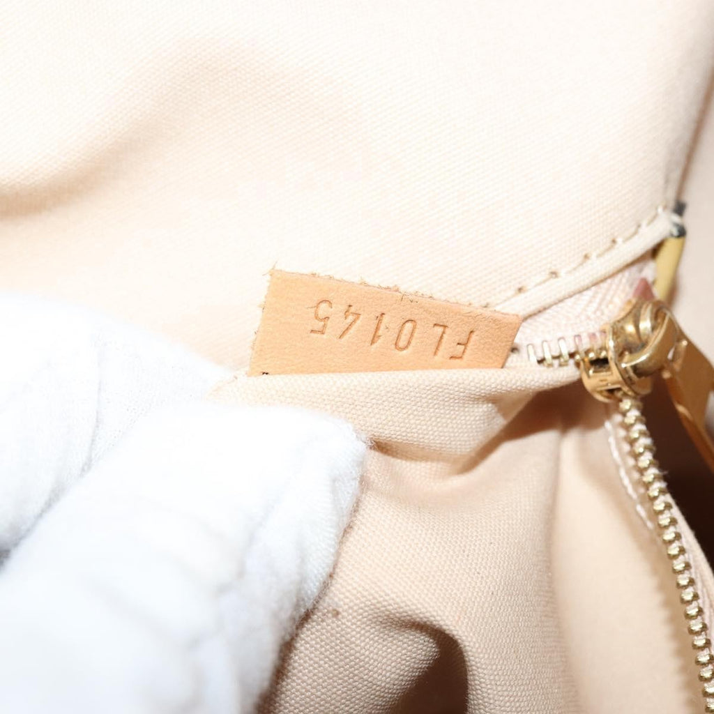 Louis Vuitton Lockit Handbag Monogram Vernis Beige Patent_Leather Tote Bag Bag (Pre-Owned)