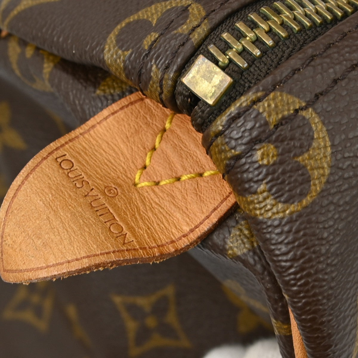 Louis Vuitton Keepall Bag Monogram Canvas Brown Canvas Travel Bag Bag (Pre-Owned)