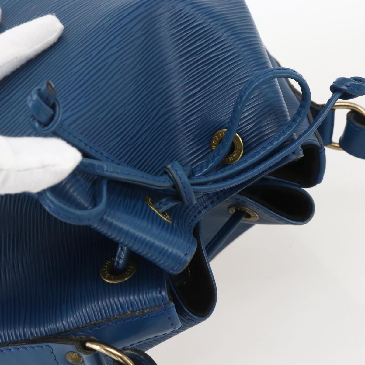 Louis Vuitton Petit Noe Handbag Epi Leather Blue Leather Shoulder Bag Bag (Pre-Owned)