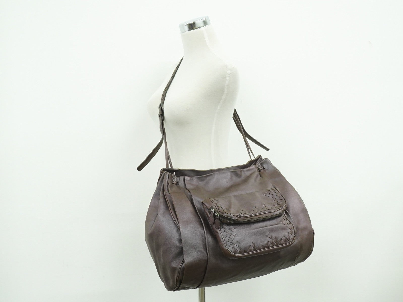 Bottega Veneta Intrecciato Shoulder Bag Leather Brown Leather Shoulder Bag Bag (Pre-Owned)