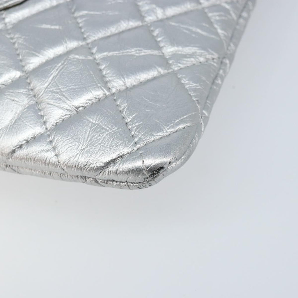 Chanel O Case Clutch Quilted Crumpled Calfskin Silver Leather Clutche & Pouche Bag (Pre-Owned)