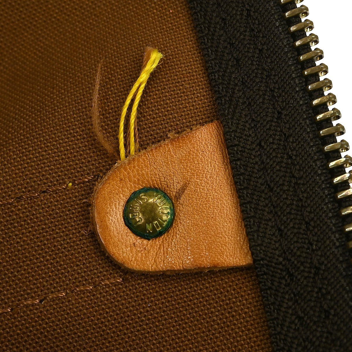 Louis Vuitton Keepall Bag Monogram Canvas Brown Canvas Travel Bag Bag (Pre-Owned)