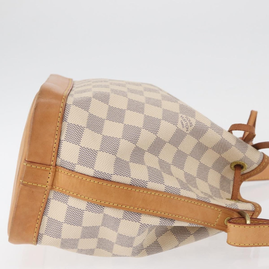 Louis Vuitton Noe Handbag Damier White Canvas Handbag (Pre-Owned)