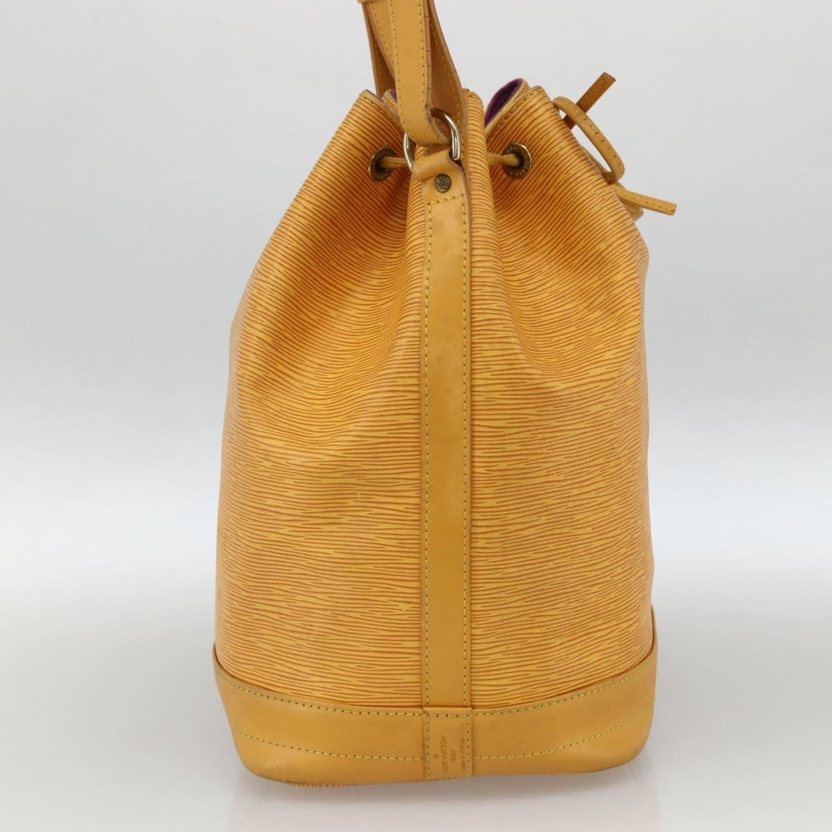Louis Vuitton Noe Handbag Epi Leather Yellow Leather Shoulder Bag Bag (Pre-Owned)