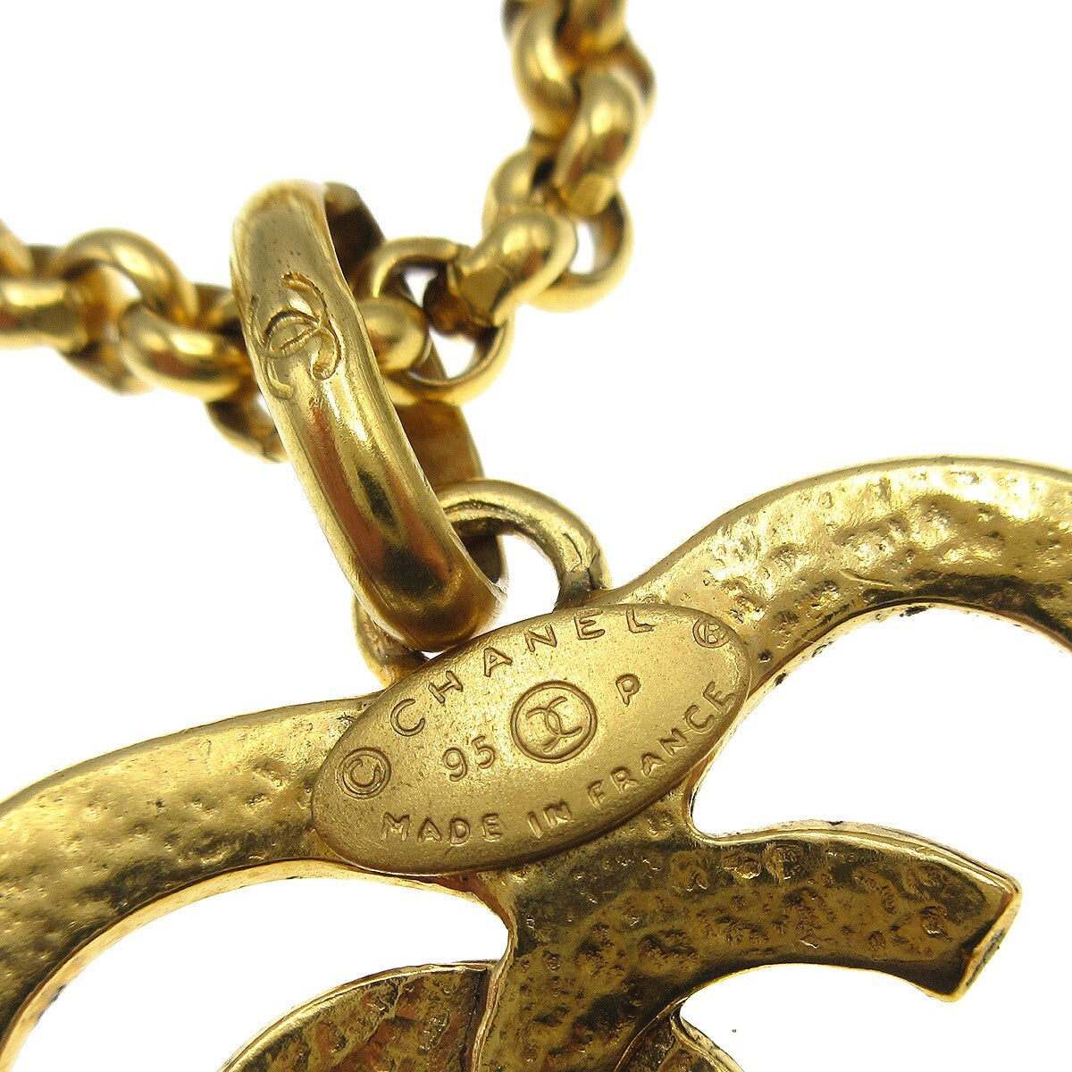 Chanel Cc Heart Pendant Necklace Metal Gold Gold_Plated Necklace Jewelry (Pre-Owned)