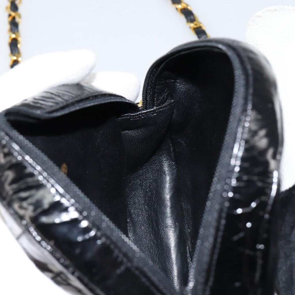 Chanel Vintage Camellia Round Evening Bag Lambskin And Satin Black Patent_Leather Clutche & Pouche Bag (Pre-Owned)