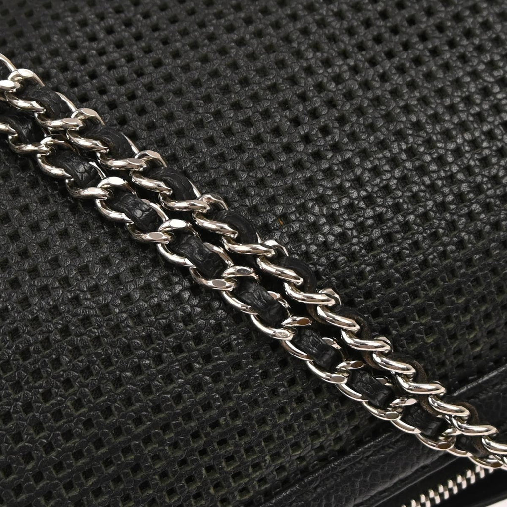 Chanel Pulley Camera Bag Perforated Caviar Black Leather Shoulder Bag Bag (Pre-Owned)