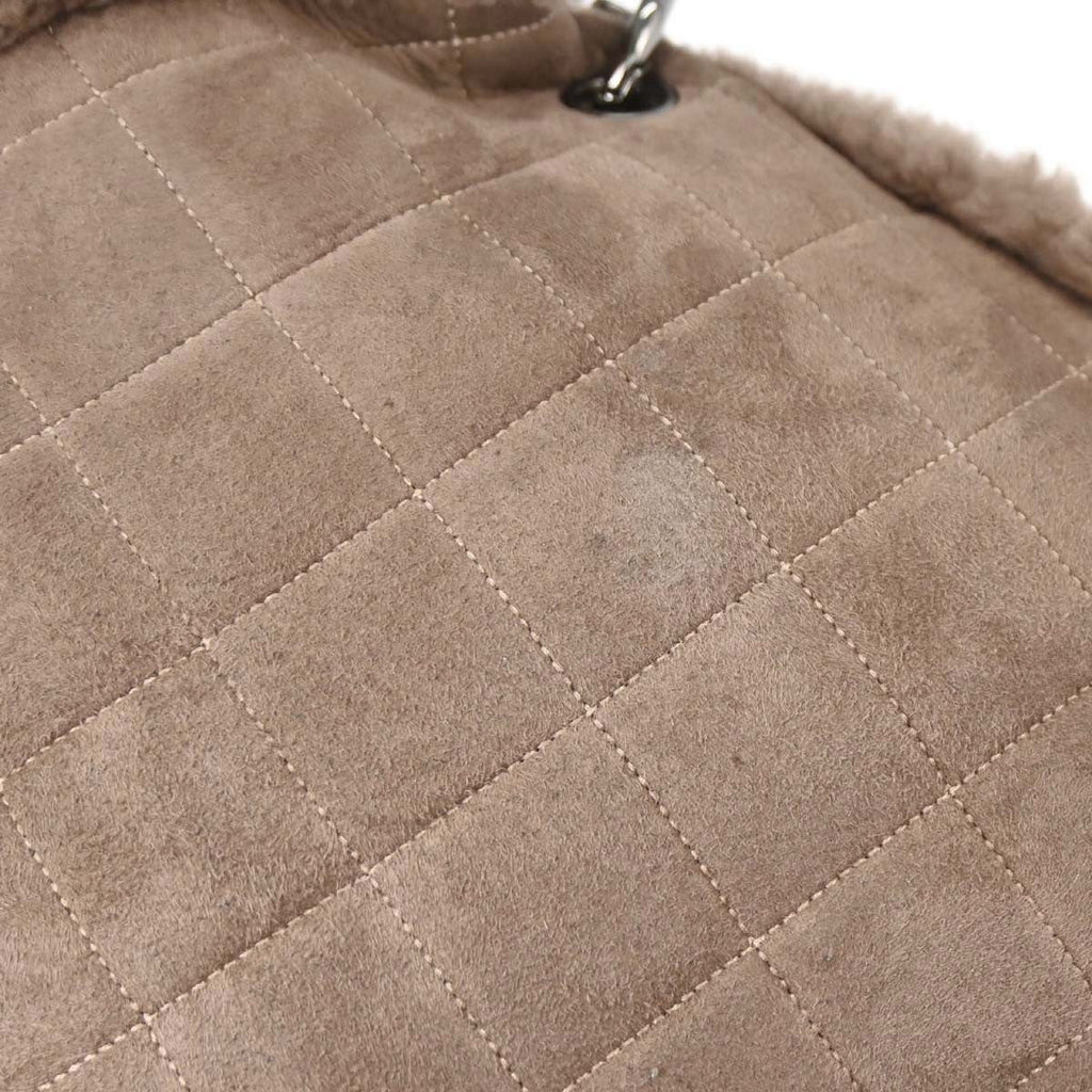 Chanel Vintage Embroidered Cc Chain Tote Quilted Suede And Shearling Brown Suede Tote Bag Bag (Pre-Owned)