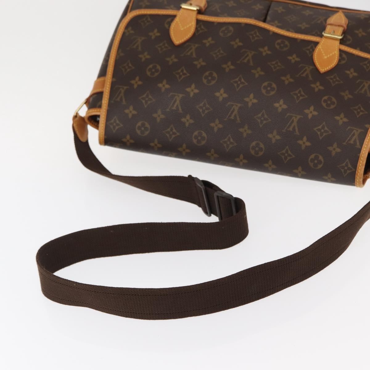 Louis Vuitton Sac Gibeciere Messenger Bag Monogram Canvas Brown Canvas Shoulder Bag Bag (Pre-Owned)