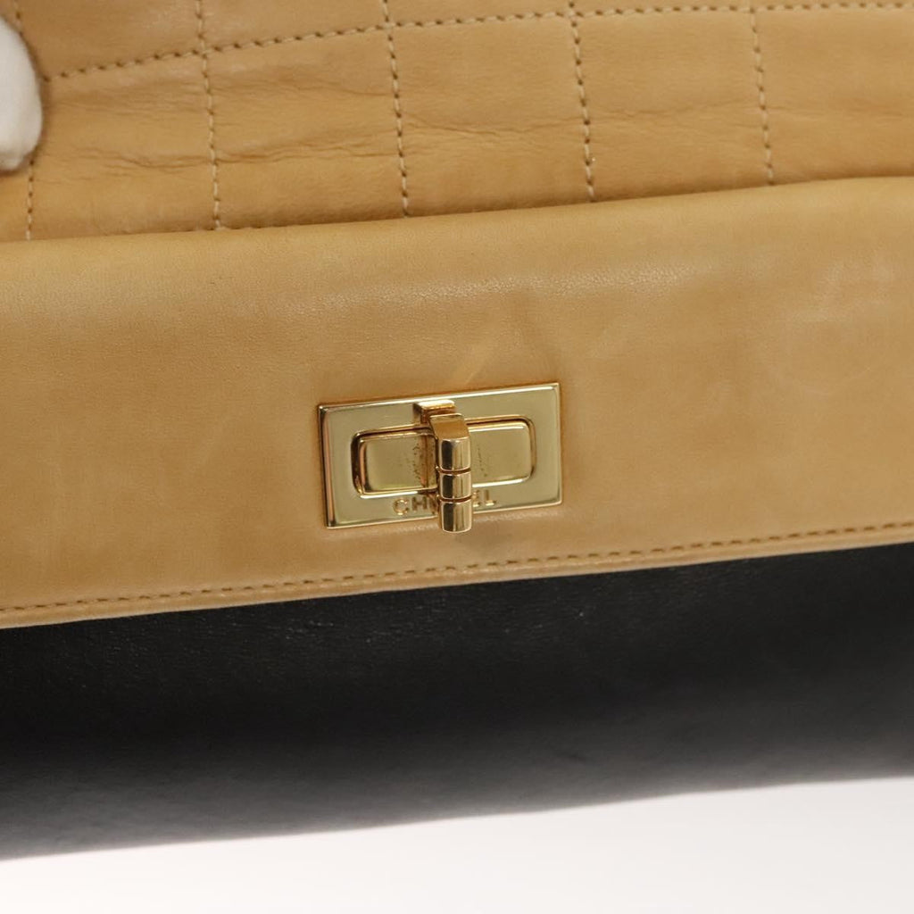 Chanel Chocolate Bar Cc Handbag Quilted Lambskin Beige Leather Handbag (Pre-Owned)