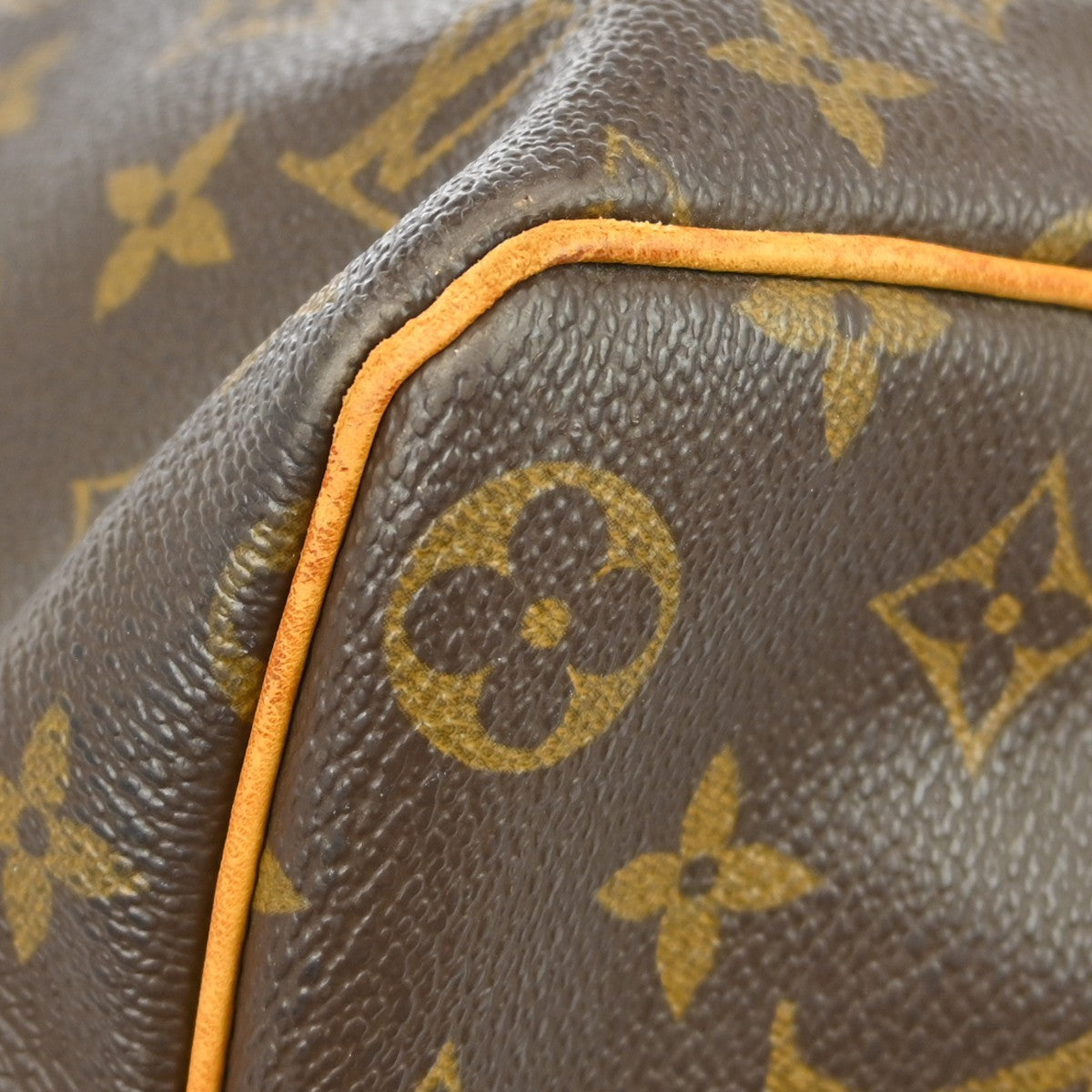 Louis Vuitton Keepall Bag Monogram Canvas Brown Canvas Travel Bag Bag (Pre-Owned)