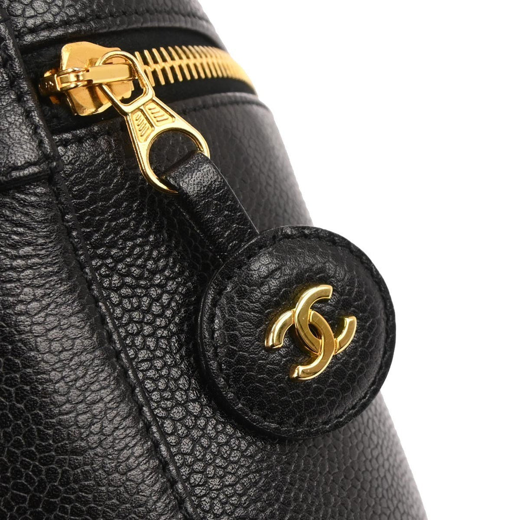 Chanel Vintage Timeless Cosmetic Case Caviar Black Leather Clutche & Pouche Bag (Pre-Owned)