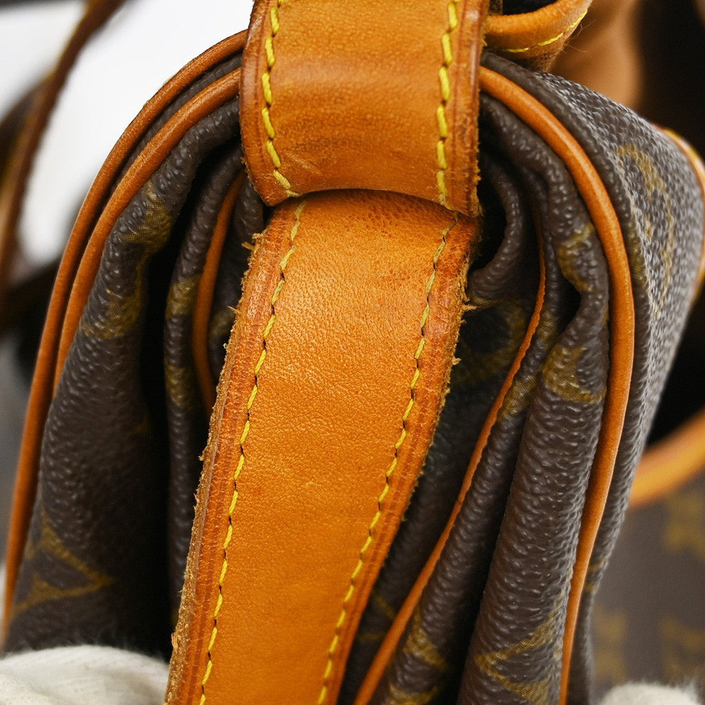 Louis Vuitton Saumur Handbag Monogram Canvas Brown Canvas Shoulder Bag Bag (Pre-Owned)