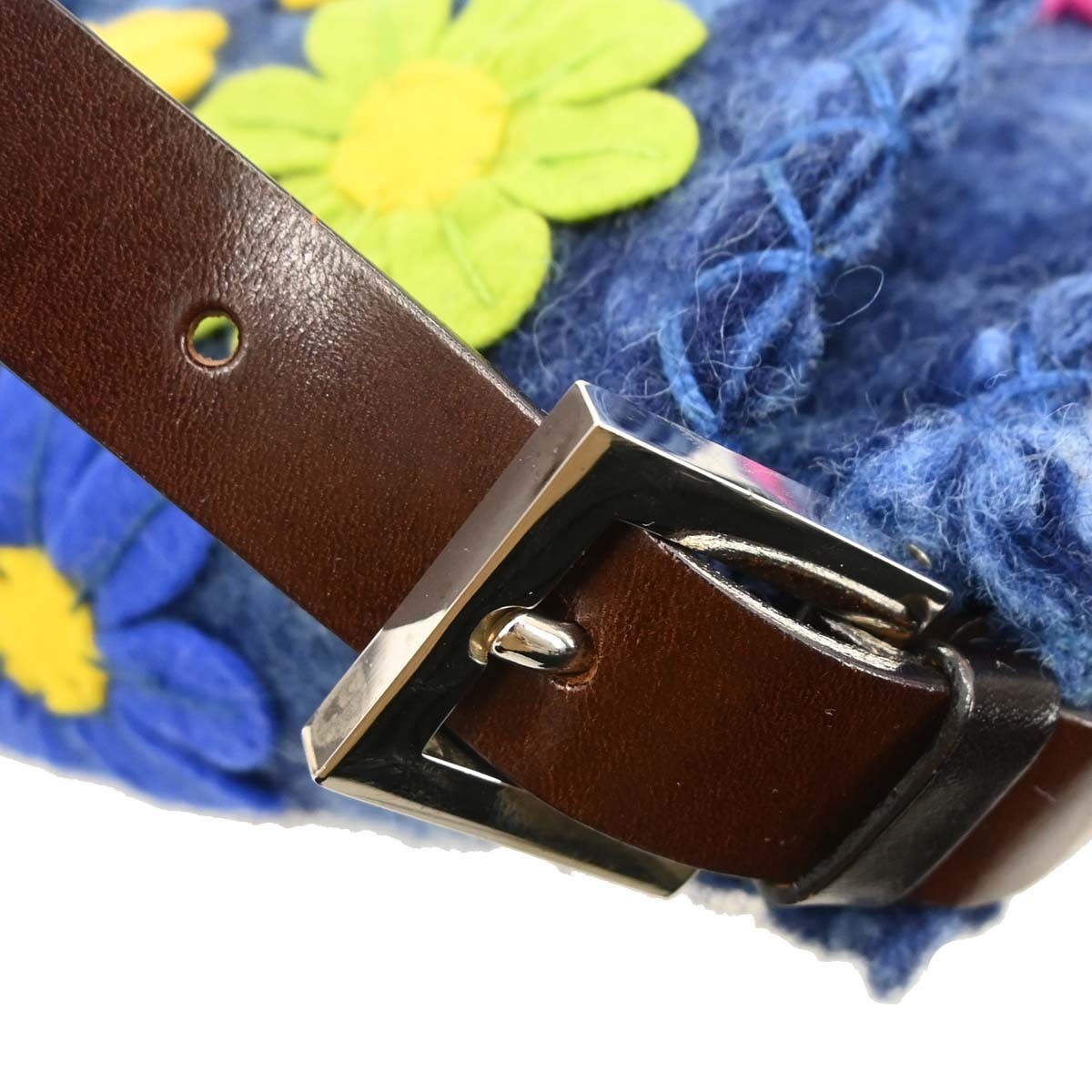 Fendi Baguette Bag Patent Blue Felt,Leather Handbag (Pre-Owned)