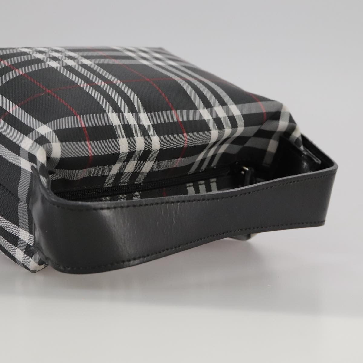 Burberry Nova Check Handbag Nylon Black Nylon Handbag (Pre-Owned)