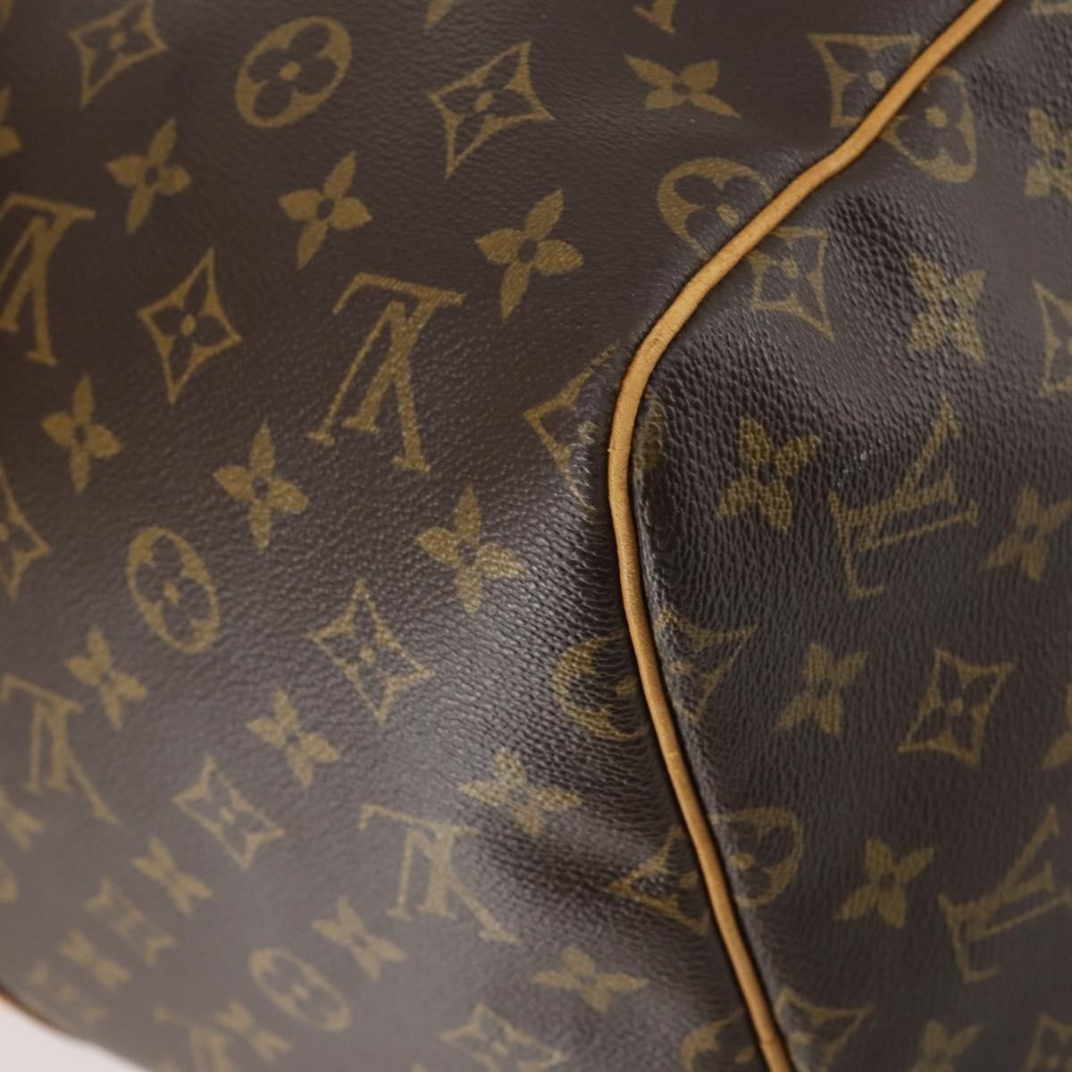 Louis Vuitton Keepall Bag Monogram Canvas Brown Canvas Travel Bag Bag (Pre-Owned)