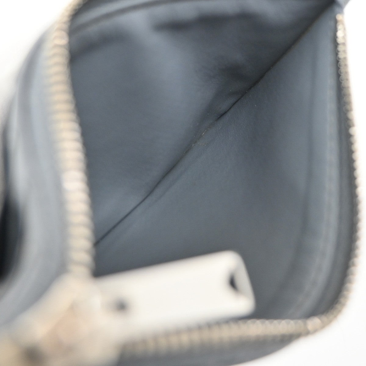 Bottega Veneta Zipped Card Holder Intrecciato Leather Gray Leather Wallets Accessory (Pre-Owned)