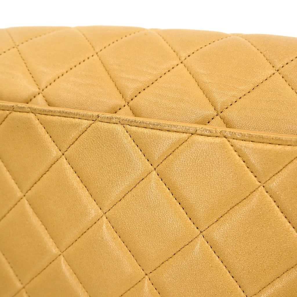 Chanel Vintage Cc Square Flap Shoulder Bag Quilted Lambskin Beige Leather Shoulder Bag Bag (Pre-Owned)