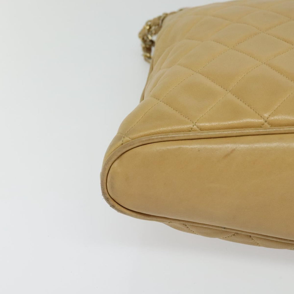 Chanel Vintage Shoulder Bag Leather Beige Leather Shoulder Bag Bag (Pre-Owned)