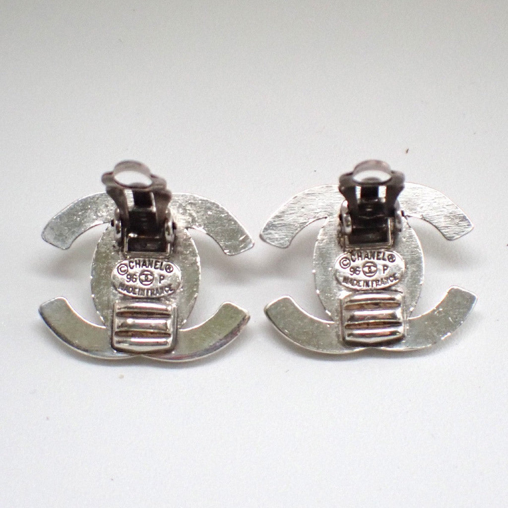 Chanel Cc Turnlock Clip-On Earrings Metal Silver Silver_Plated Earrings Jewelry (Pre-Owned)