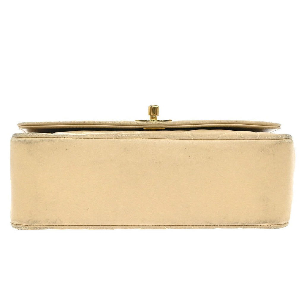 Chanel Diana Flap Bag Quilted Lambskin Beige Leather Shoulder Bag Bag (Pre-Owned)