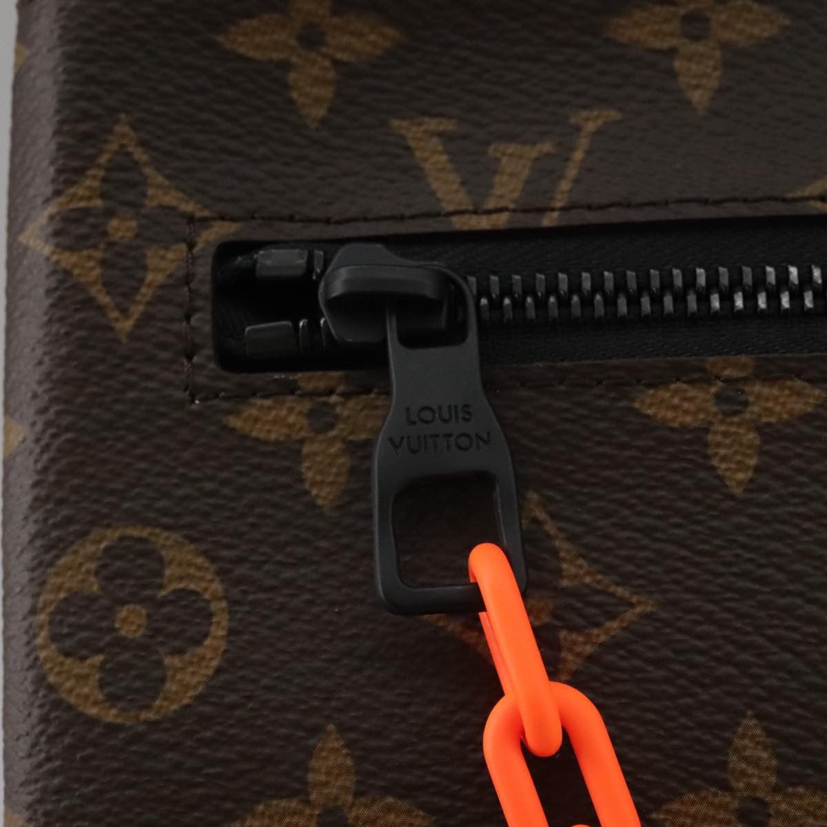 Louis Vuitton Solar Ray A4 Pouch Monogram Canvas Brown Canvas Clutche & Pouche Bag (Pre-Owned)