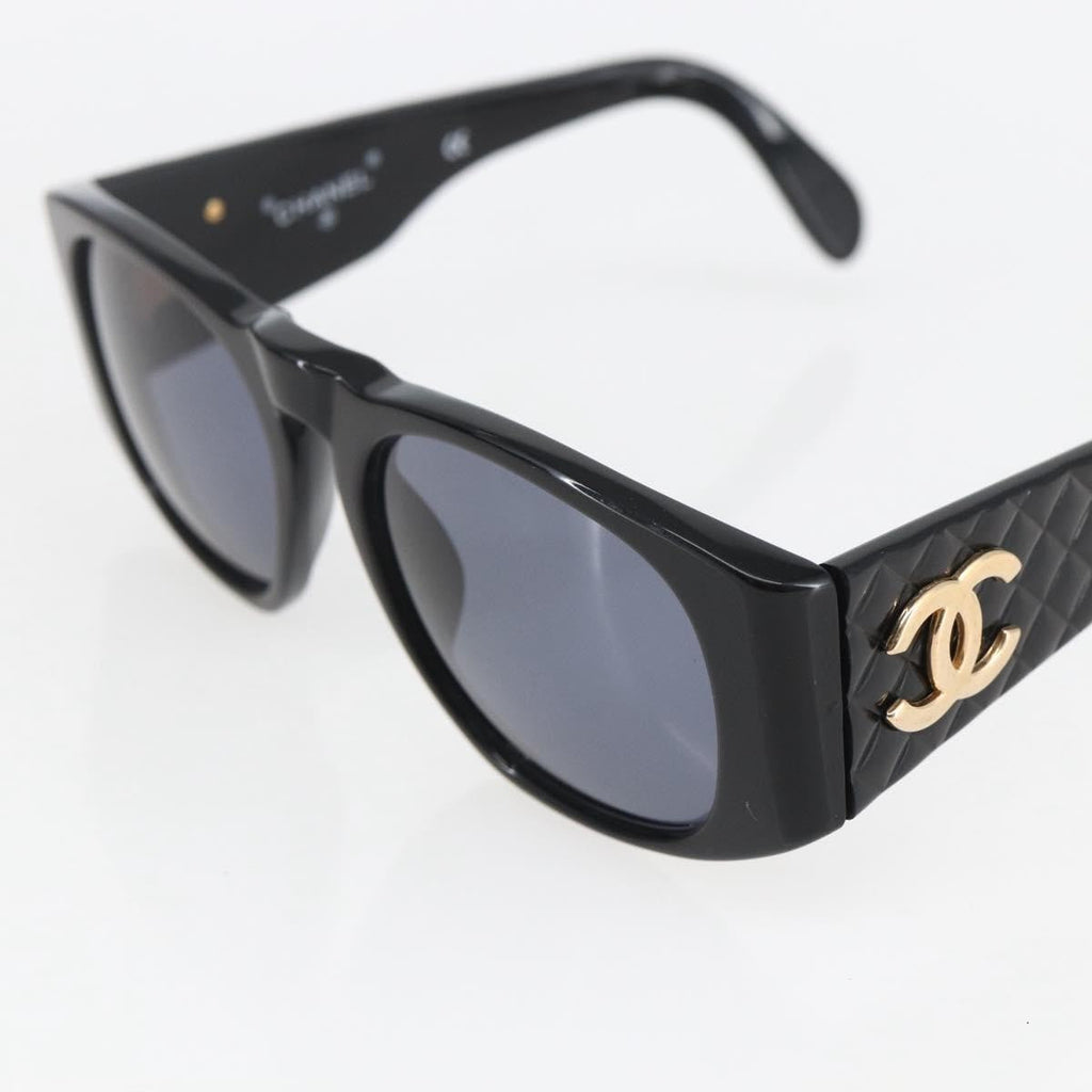 Chanel Logo Cc Sunglasses Plastic Black Plastic Sunglasse Accessory (Pre-Owned)