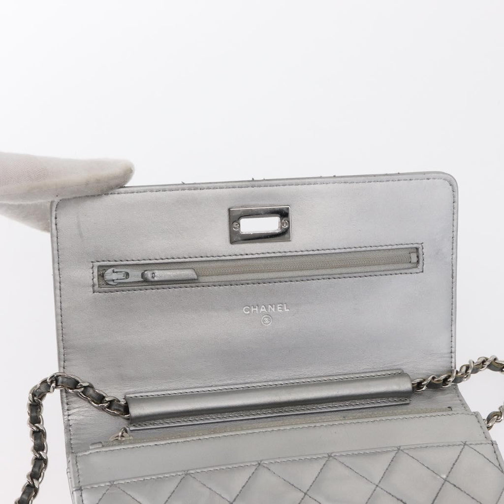 Chanel Reissue 2.55 Wallet On Chain Quilted Lambskin Silver Leather Shoulder Bag Bag (Pre-Owned)