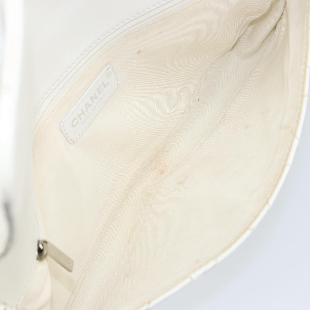 Chanel Vintage Timeless Cc Adjustable Shoulder Bag Quilted Calfskin White Leather Shoulder Bag Bag (Pre-Owned)