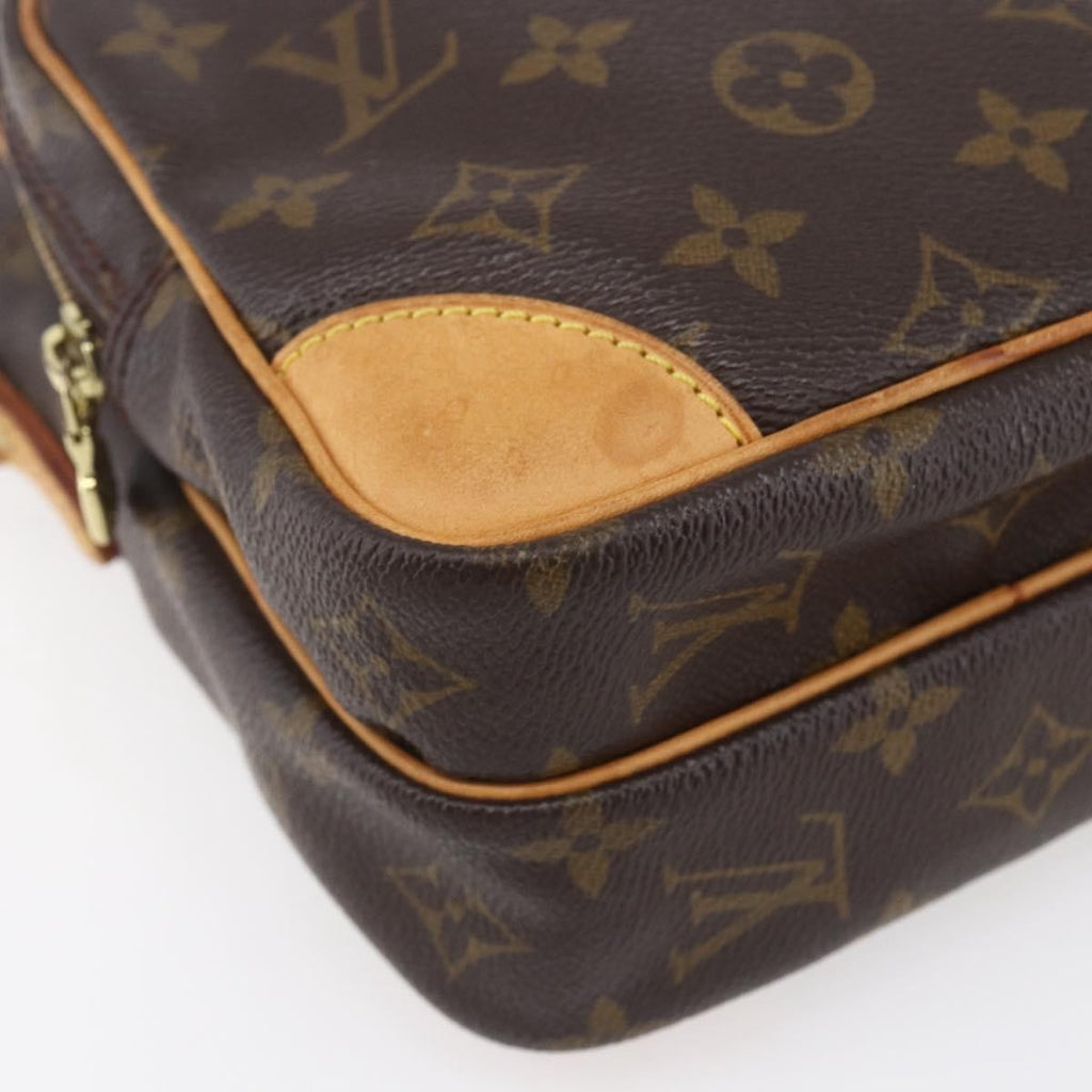 Louis Vuitton Amazone Bag Monogram Canvas Brown Canvas Shoulder Bag Bag (Pre-Owned)