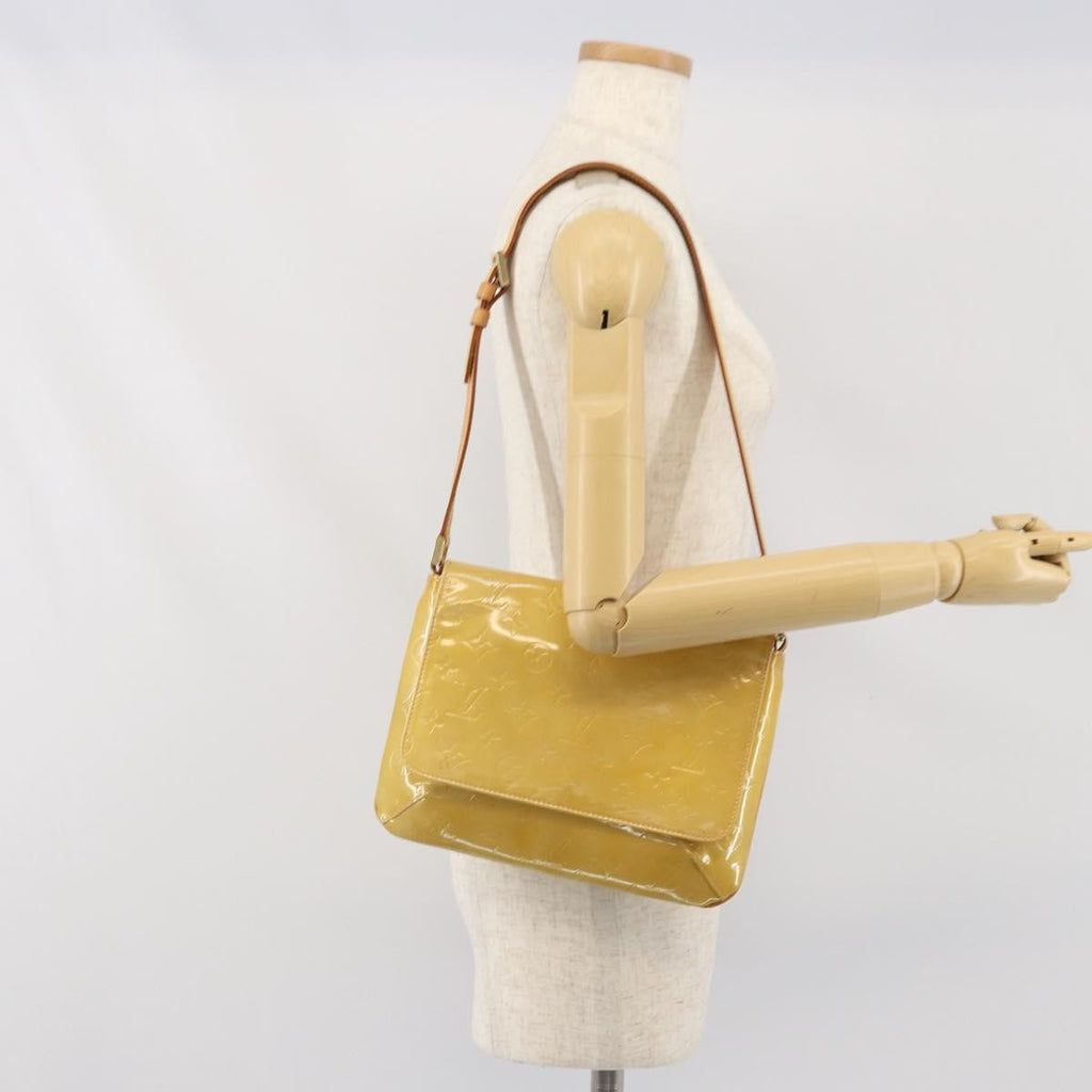 Louis Vuitton Thompson Street Handbag Monogram Vernis Beige Patent_Leather Shoulder Bag Bag (Pre-Owned)