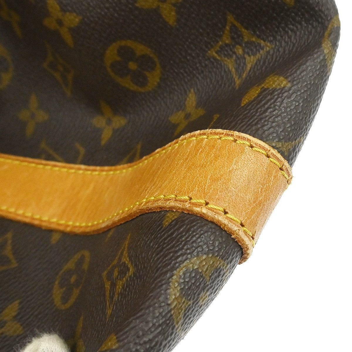 Louis Vuitton Keepall Bandouliere Bag Monogram Canvas Brown Canvas Travel Bag Bag (Pre-Owned)