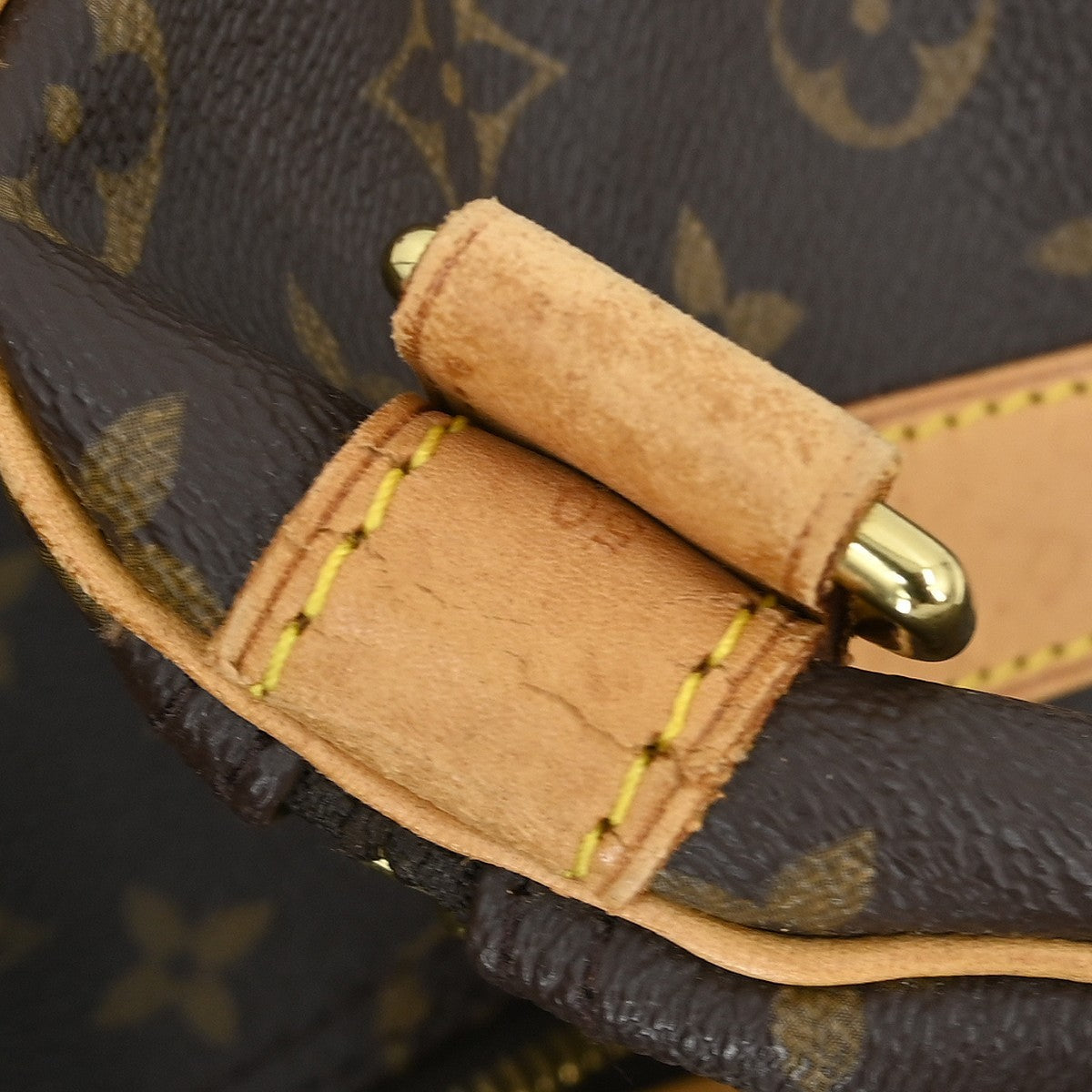 Louis Vuitton Keepall Bandouliere Bag Monogram Canvas Brown Canvas Travel Bag Bag (Pre-Owned)