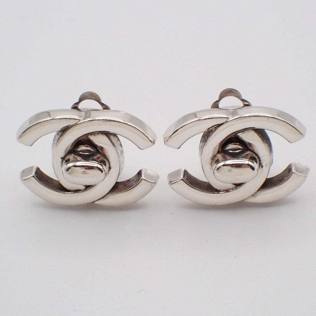 Chanel Cc Turnlock Clip-On Earrings Metal Silver Silver_Plated Earrings Jewelry (Pre-Owned)