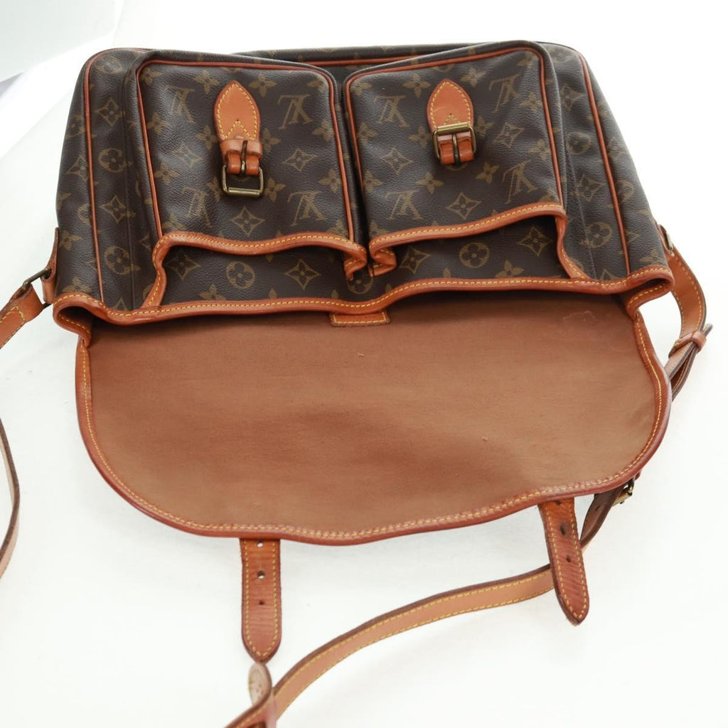 Louis Vuitton Sac Gibeciere Messenger Bag Monogram Canvas Brown Canvas Shoulder Bag Bag (Pre-Owned)