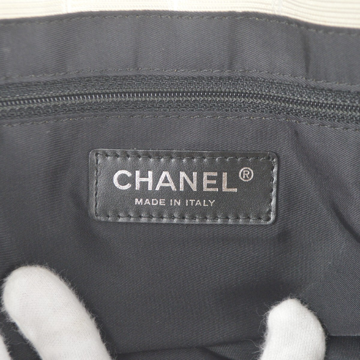 Chanel Travel Line Tote Nylon White Nylon Tote Bag Bag (Pre-Owned)