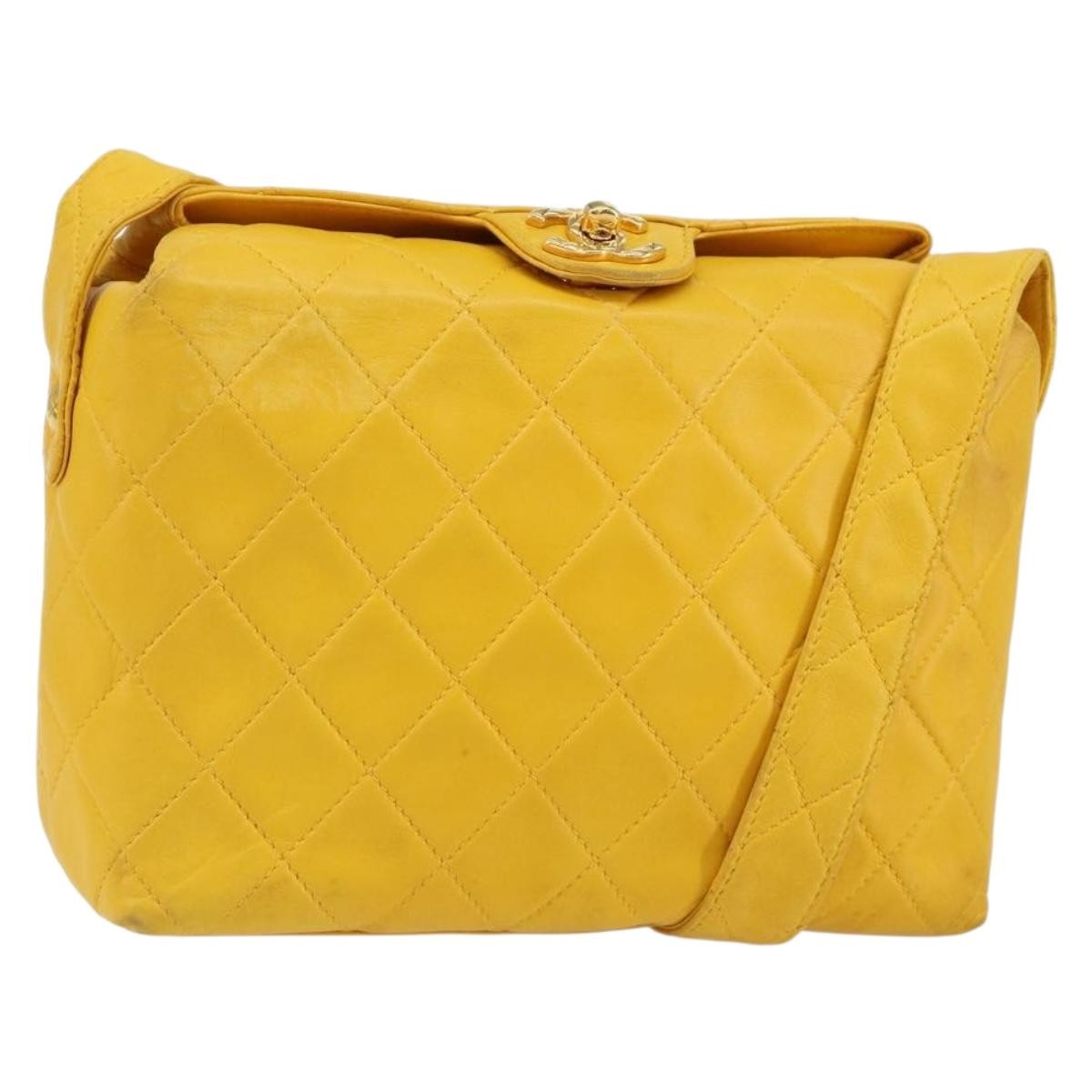 Chanel Vintage Cc Fold Over Shoulder Bag Quilted Lambskin Yellow Leather Shoulder Bag Bag (Pre-Owned)