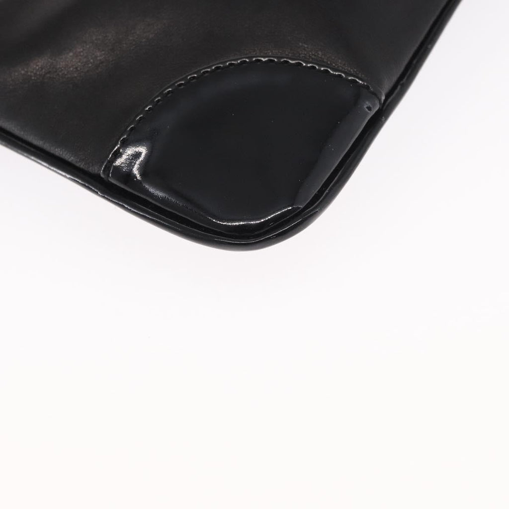 Chanel Camellia Clutch Bag Leather Black Leather Clutche & Pouche Bag (Pre-Owned)