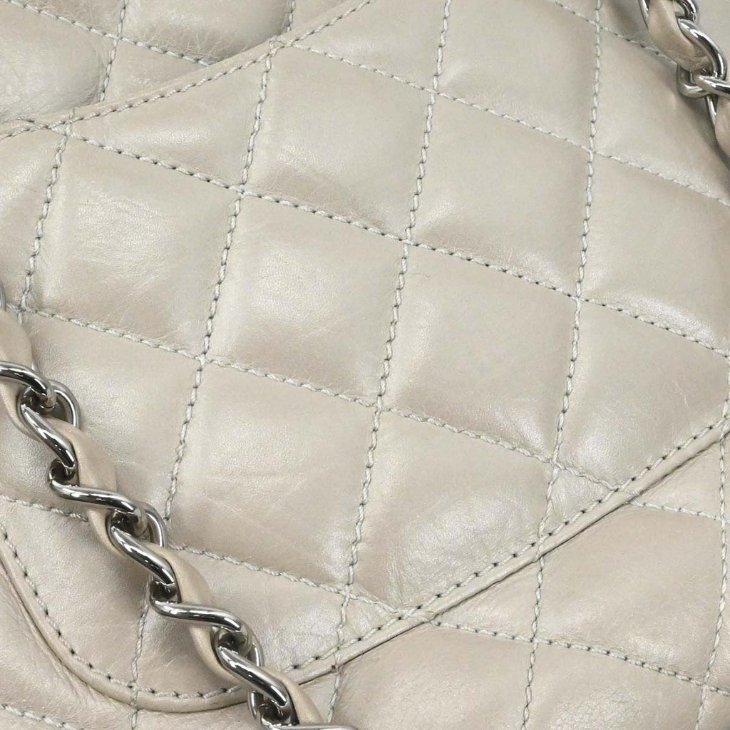 Chanel 31 Rue Cambon Chain Tote Caviar Ecru Leather Tote Bag Bag (Pre-Owned)