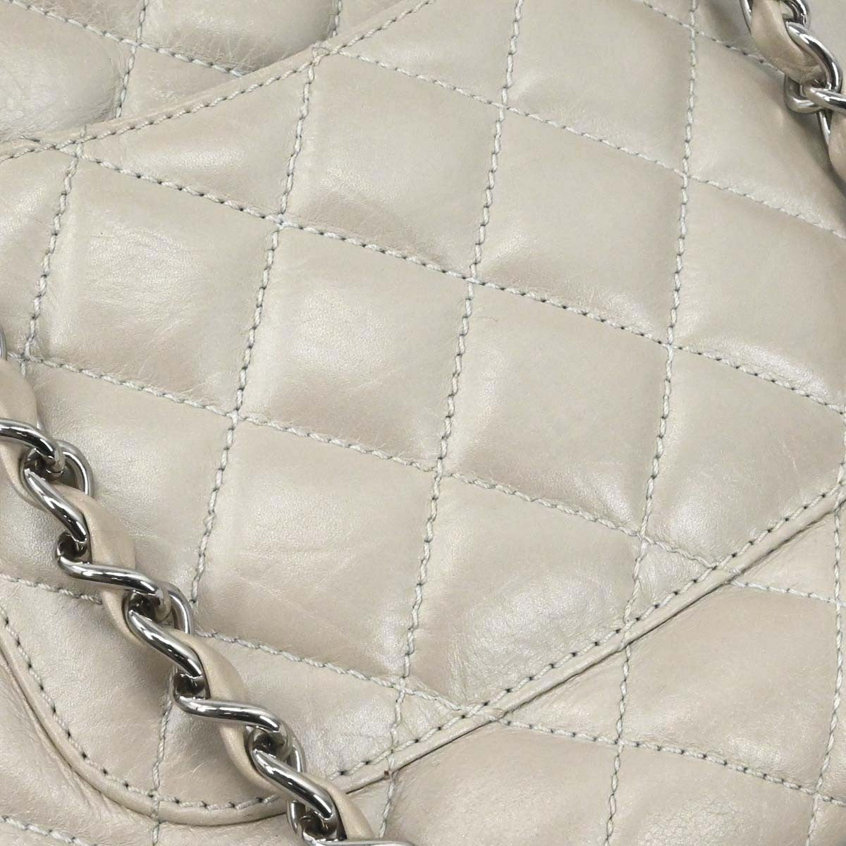 Chanel 31 Rue Cambon Chain Tote Caviar Ecru Leather Tote Bag Bag (Pre-Owned)