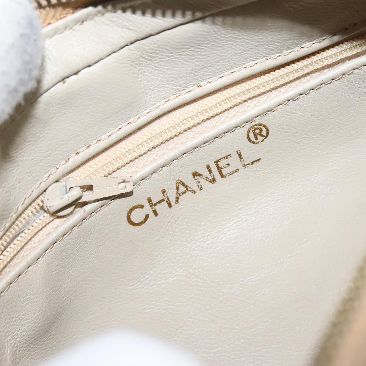 Chanel Vintage Diamond Cc Camera Bag Quilted Leather Beige Leather Shoulder Bag Bag (Pre-Owned)