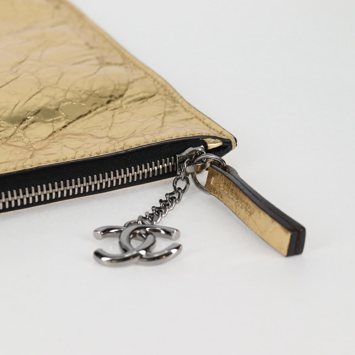 Chanel Feminine Pouch Crinkled Leather Gold Leather Clutche & Pouche Bag (Pre-Owned)