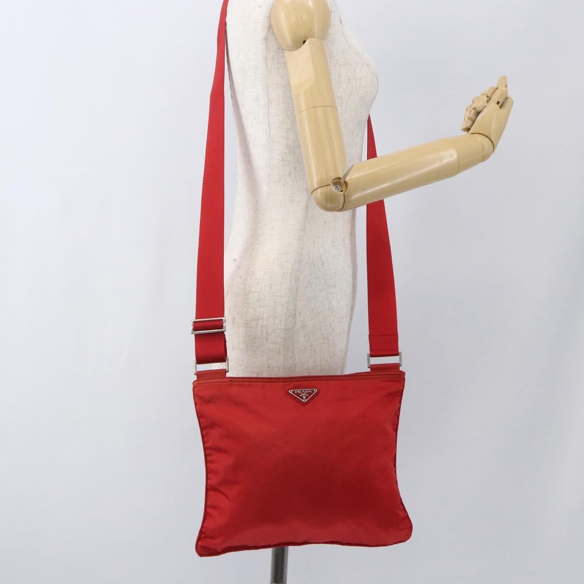Prada Zip Top Messenger Bag Tessuto Red Nylon Shoulder Bag Bag (Pre-Owned)