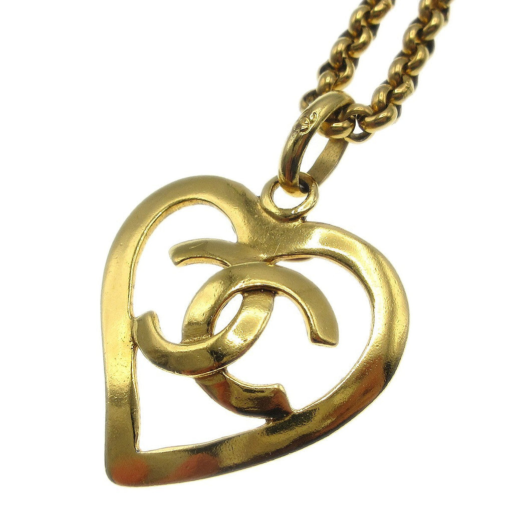 Chanel Cc Heart Pendant Necklace Metal Gold Gold_Plated Necklace Jewelry (Pre-Owned)